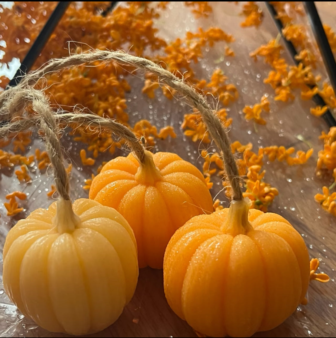 Handmade Pumpkin Soap Strand - 10 PCs Set | Natural Essential Oil Soap Collection | Festive Bathing Gift