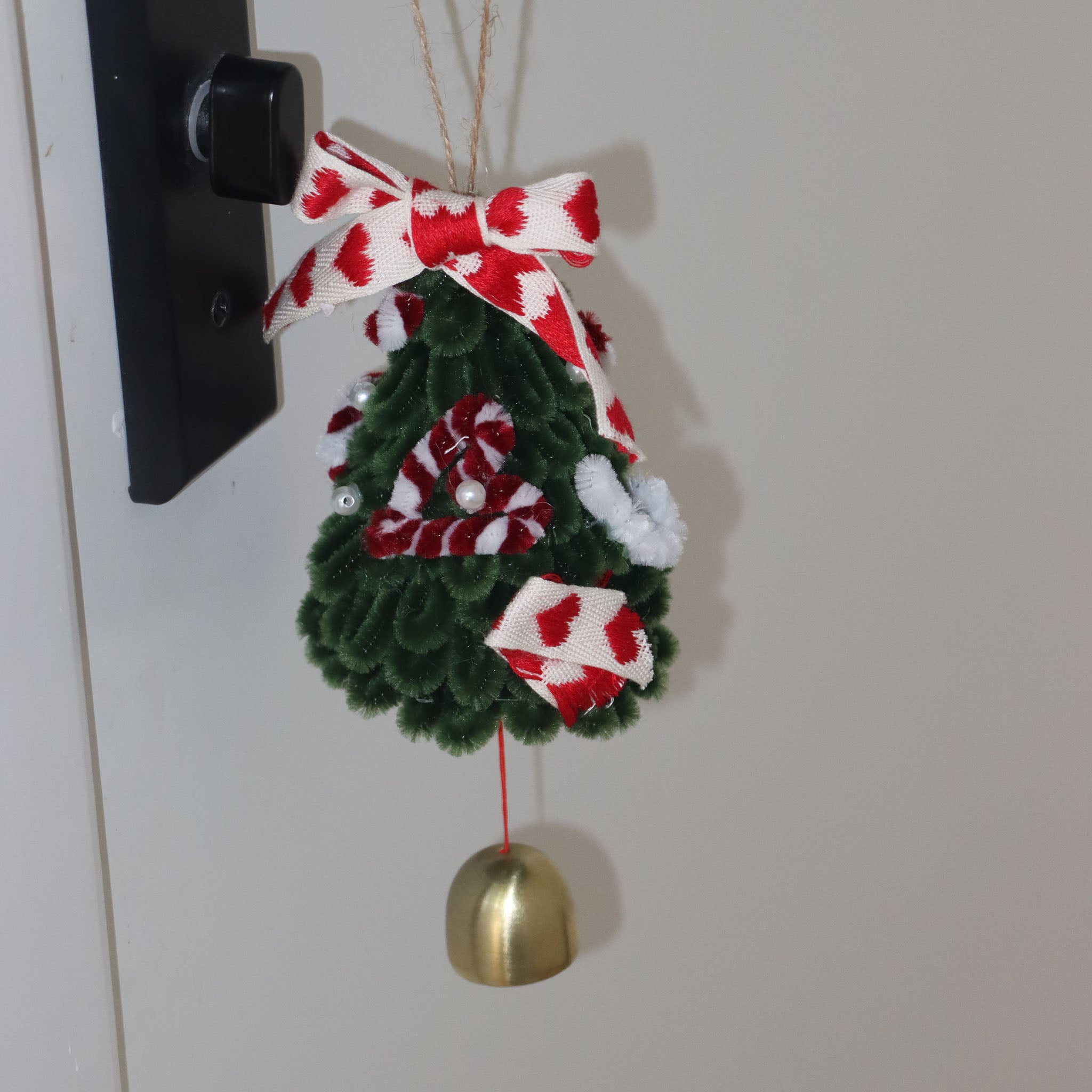 【Christmas Limited】 Essential Oil Soap Garland (20 Soaps) Red Green White Gold Color | Natural Grape Scent, Hanging Decoration | Random Gift: Christmas Tree or Santa Claus Pipe Cleaner Ornament