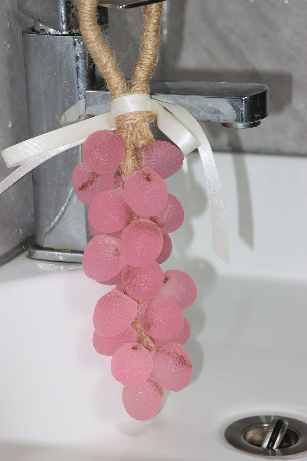 Handmade Lychee-Shaped Essential Oil Soap Skewer | Natural Fruity Scent | Creative Bathing Gift