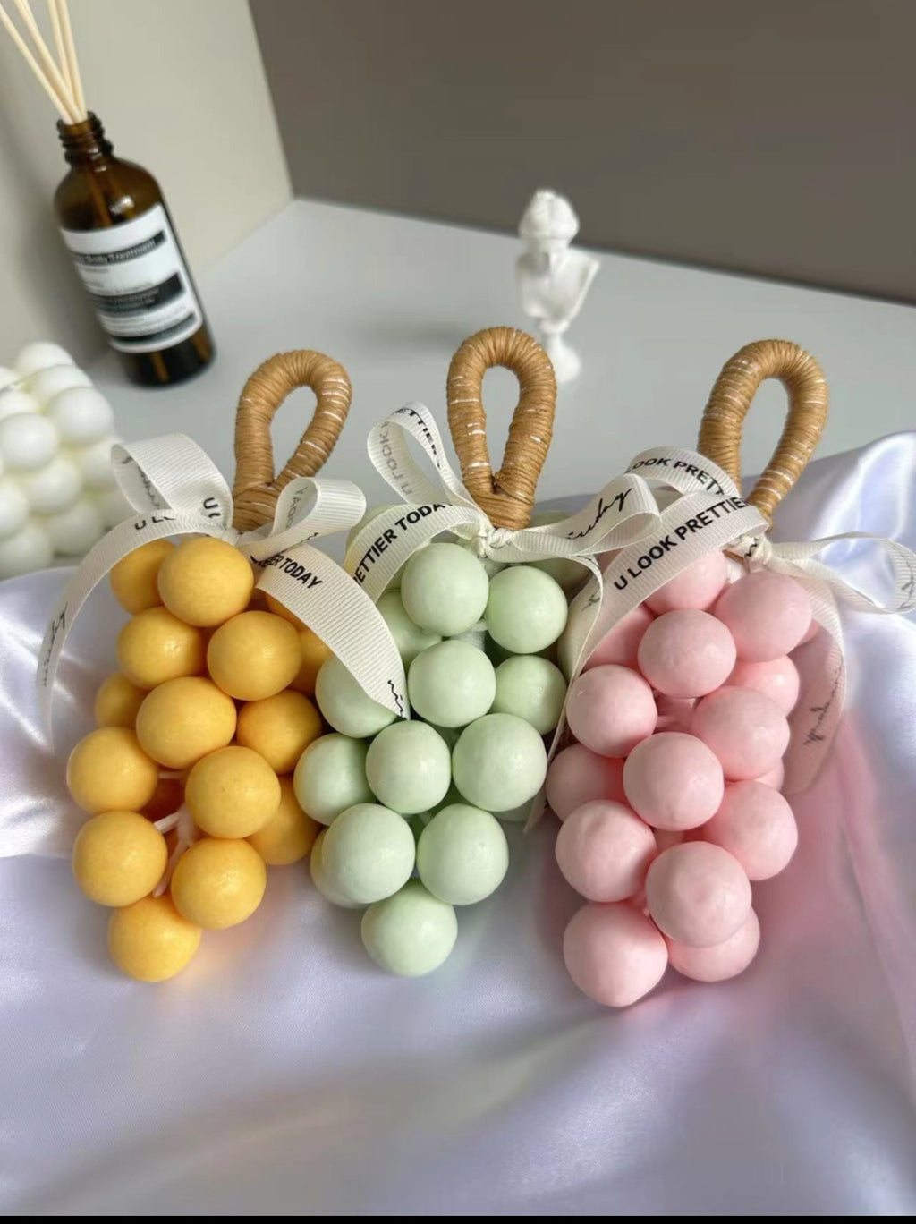 Handmade Grape Soap for Natural Moisture and a Gentle Cleanse, Leaves Skin Feeling Silky-soft with a Lasting, Subtle Fragrance