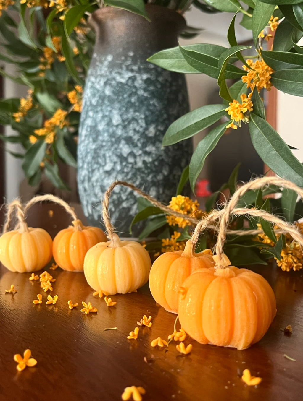 Handmade Pumpkin Soap Strand - 10 PCs Set | Natural Essential Oil Soap Collection | Festive Bathing Gift