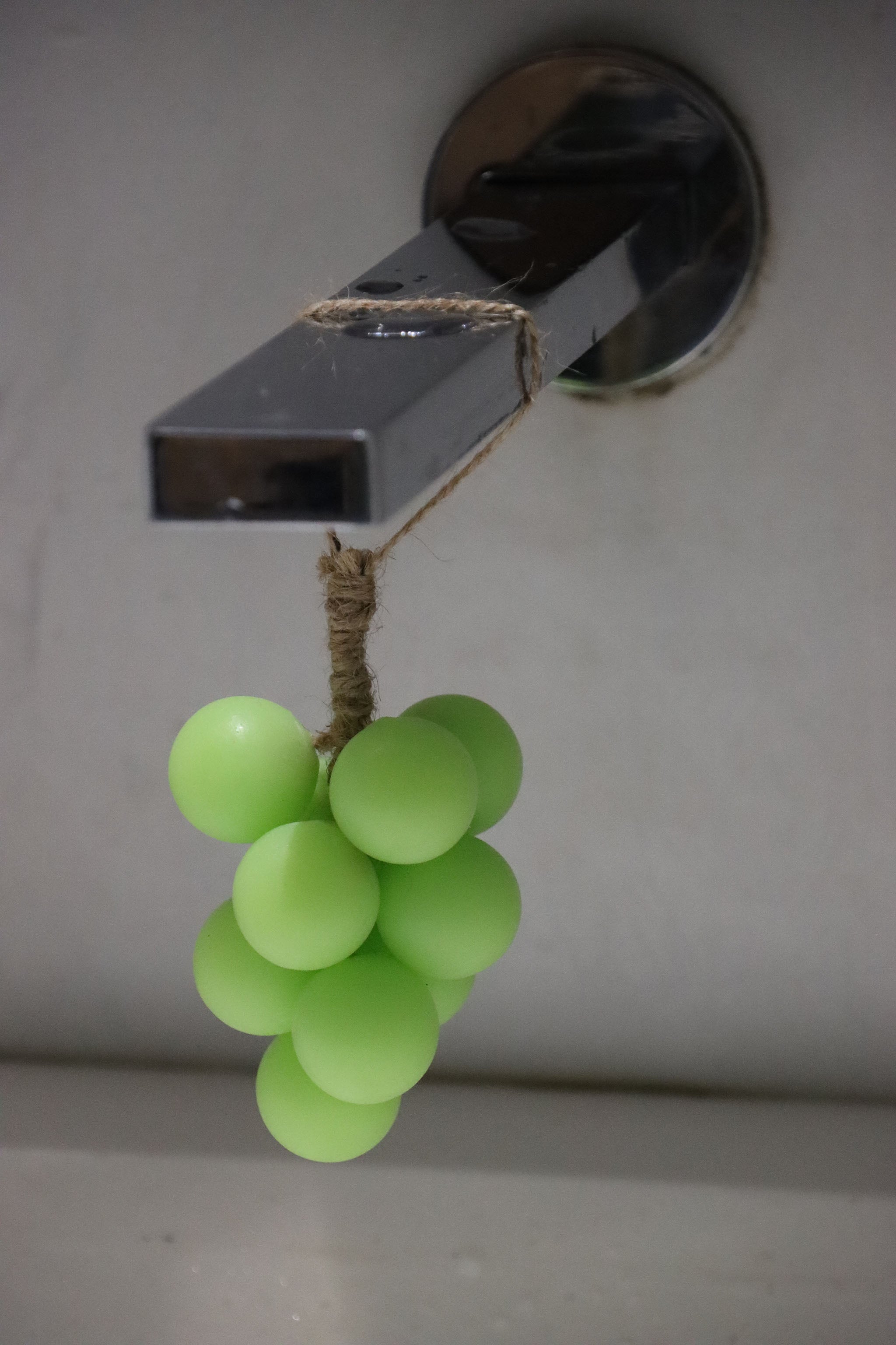 Handmade Shine Muscat Grape Soap String (12 Grapes) | Realistic Gift