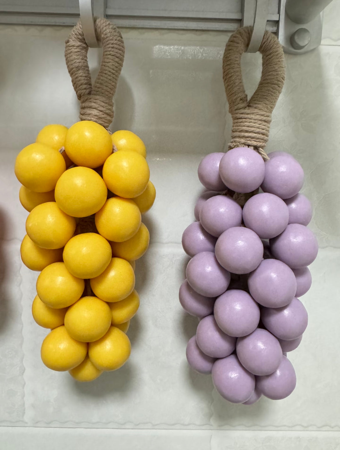 Handmade Grape Soap for Natural Moisture and a Gentle Cleanse, Leaves Skin Feeling Silky-soft with a Lasting, Subtle Fragrance