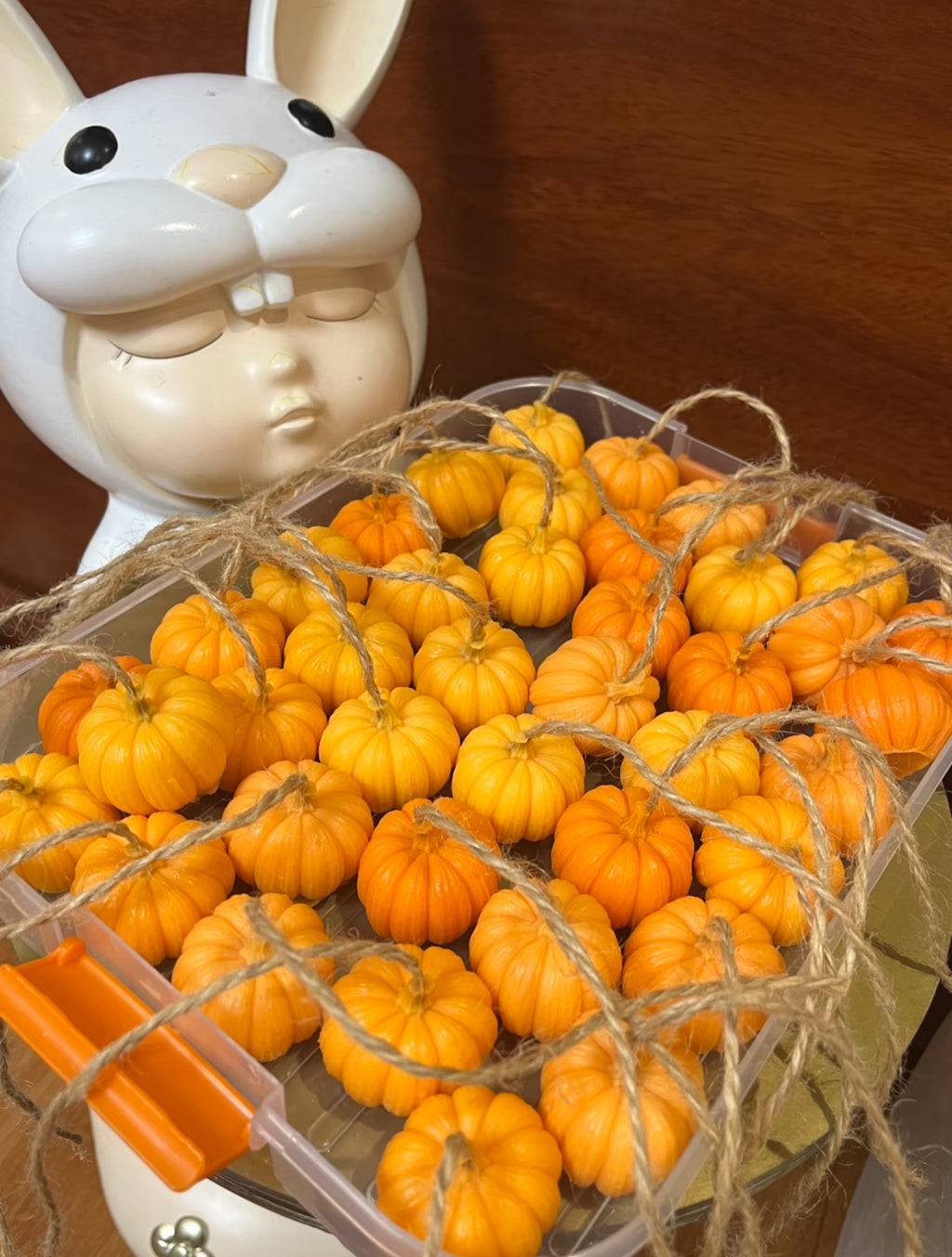 Handmade Pumpkin Soap Strand - 10 PCs Set | Natural Essential Oil Soap Collection | Festive Bathing Gift